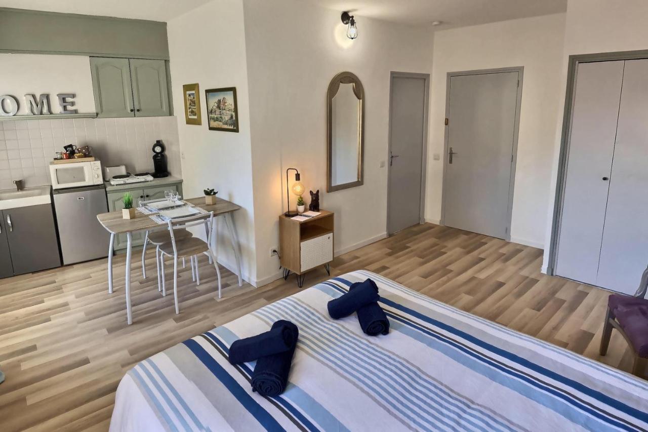 Studio Vue Sur Les Toits, Lumineux Moustiers #2 Exterior foto